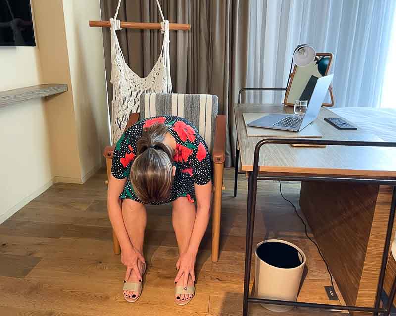 Pilates Rückentraining fürs Büro: einfache Übungen im Sitzen